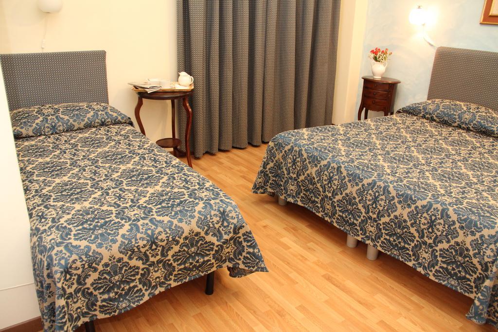 Gemini Camere E Suites Grosseto Dış mekan fotoğraf